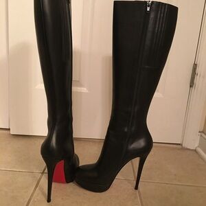 Christian louboutin boots size 40